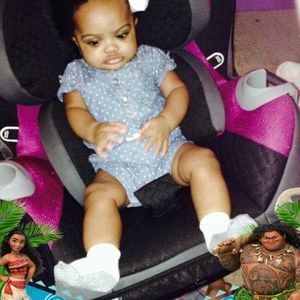 Meet your Posher, Sharmieka